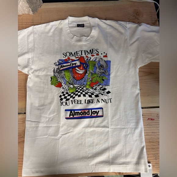 🔥 Vintage 1991 Almond Joy Mounds Graphic T-Shirt Single Stitch Deadstock Clean - Picture 1 of 9